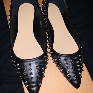 Spiked Flats